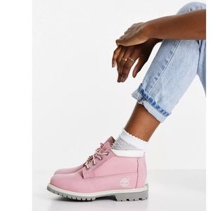 Timberland Pink Nuckbuck Nellie Chukka Short Boots for Women New in Box